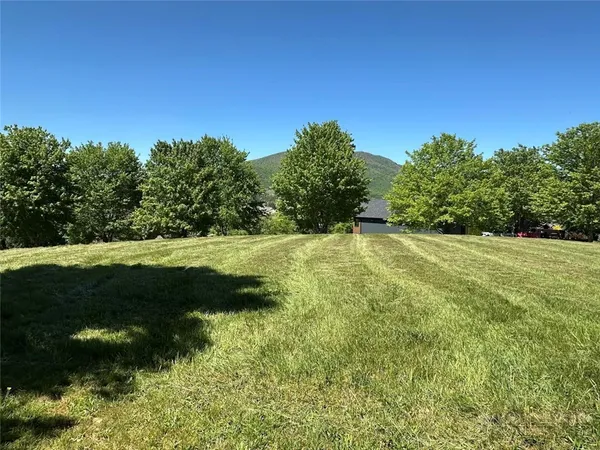 $99,900 | 19 River Knoll Drive, Jefferson, NC 28640