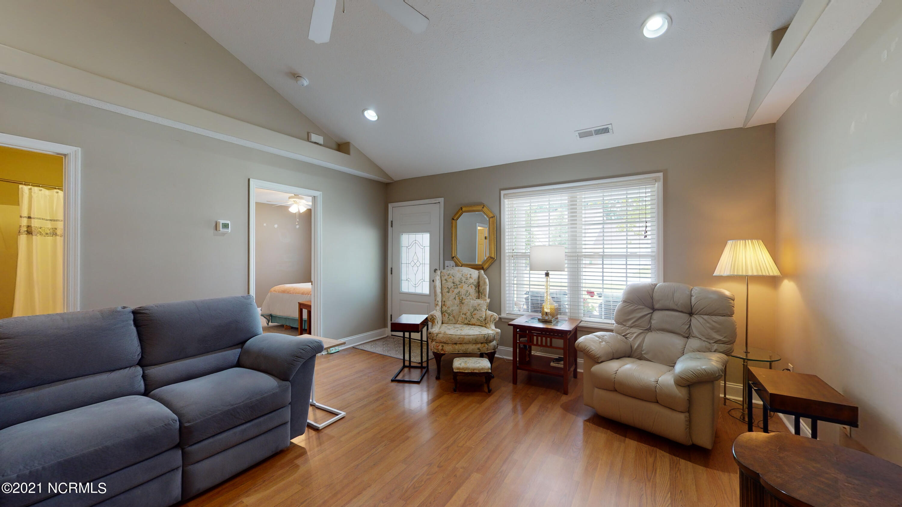 414 Neuchatel Road New Bern, NC 28562 - Photo 15 of 40 414 Neuchatel Rd-16