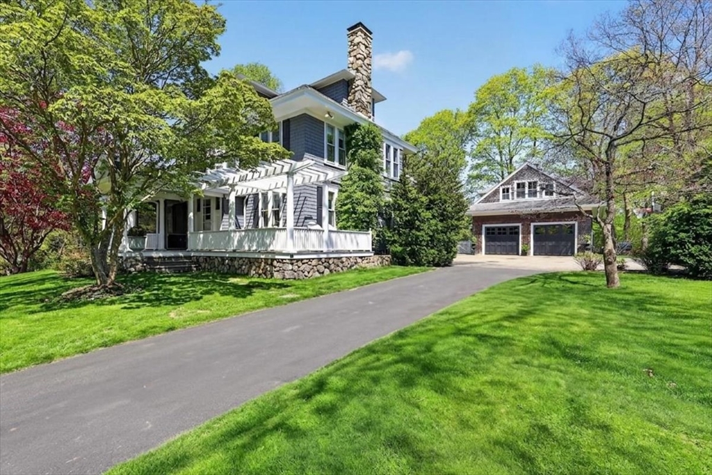 30 Spring Street Hingham, MA 02043 - Photo 2 of 40