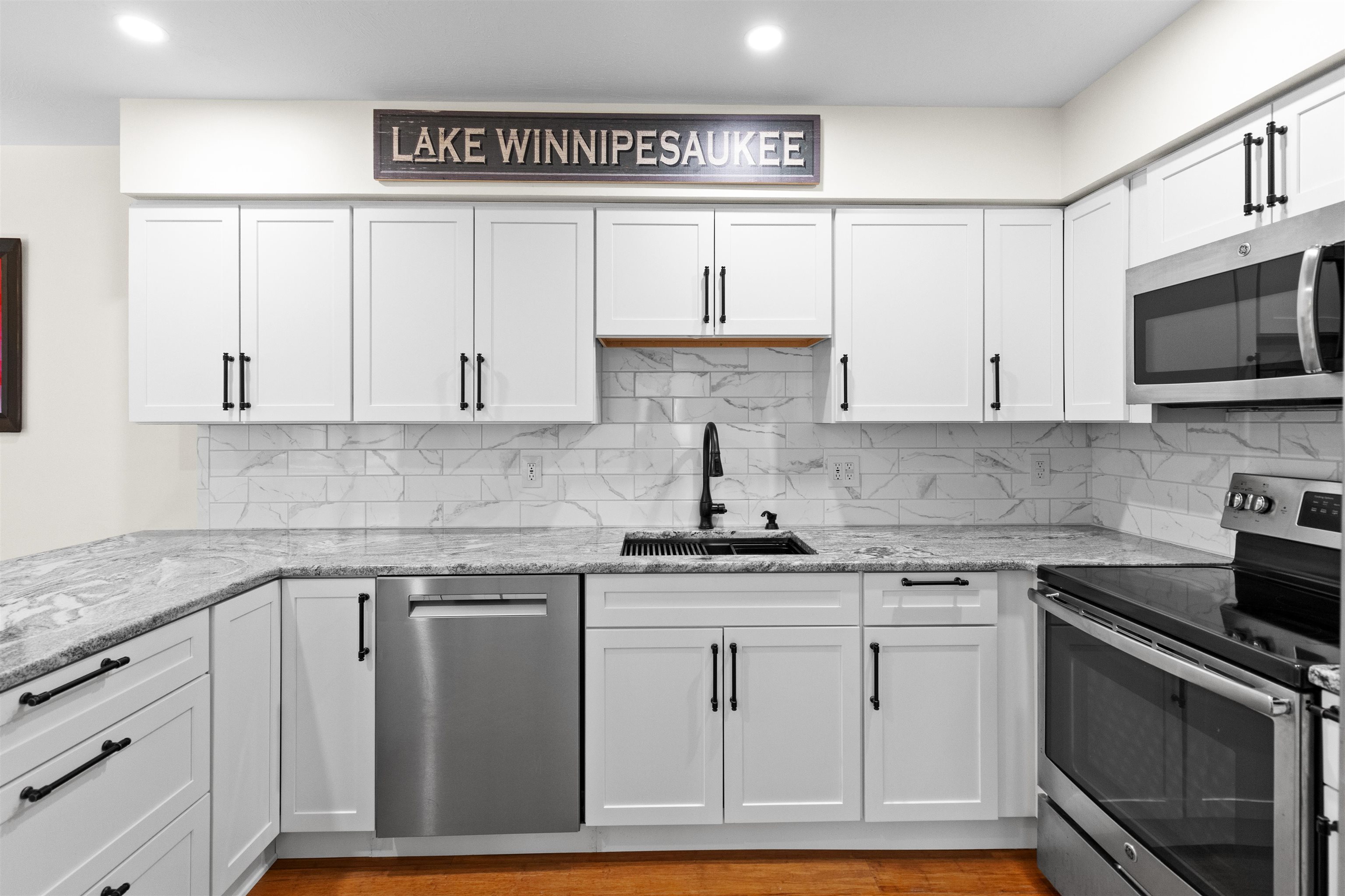 23 Starboard Way Laconia, NH 03246 - Photo 12 of 49