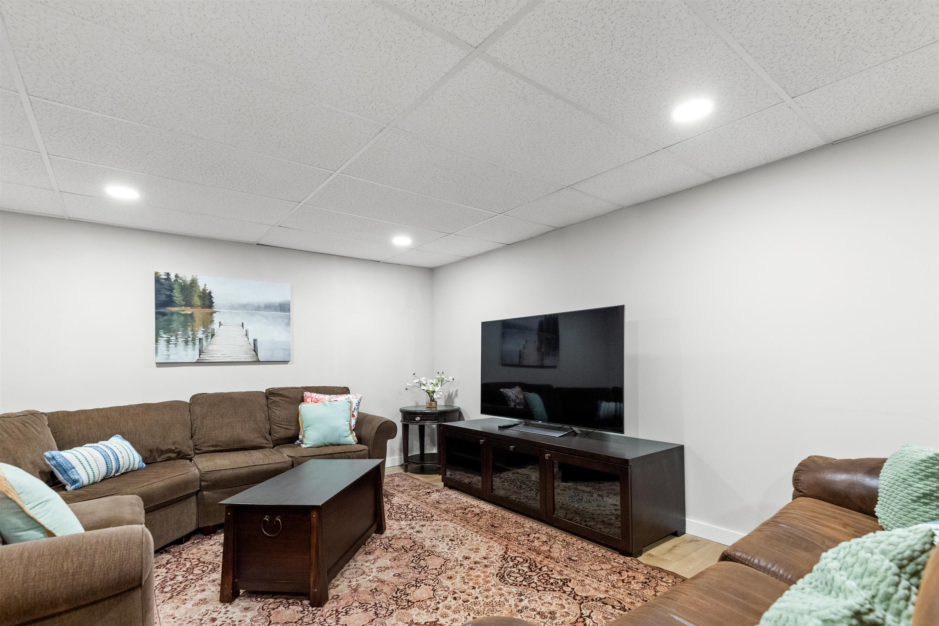 23 Starboard Way Laconia, NH 03246 - Photo 31 of 49