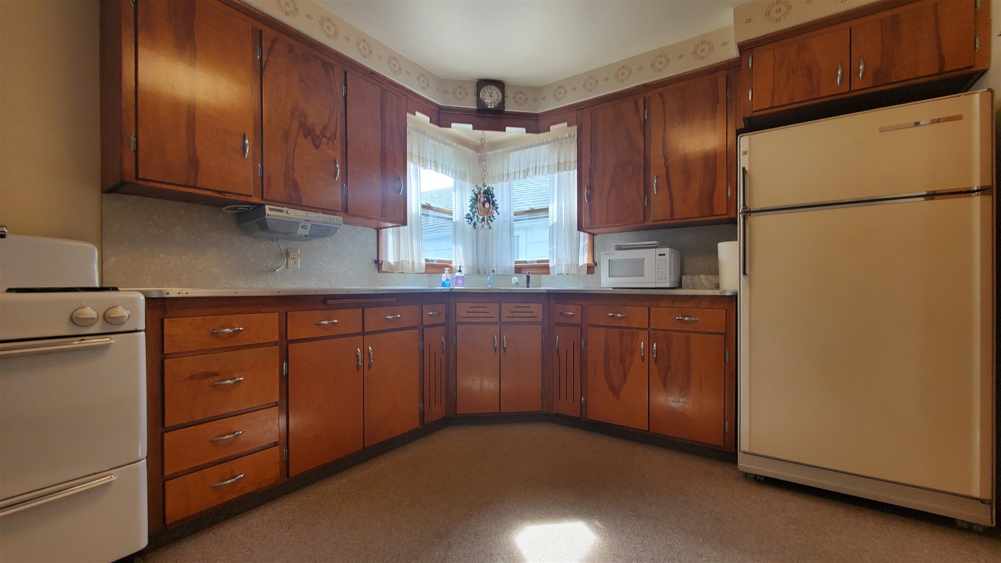 8121 Trentman Road Fort Wayne, IN 46816 - Photo 6 of 30