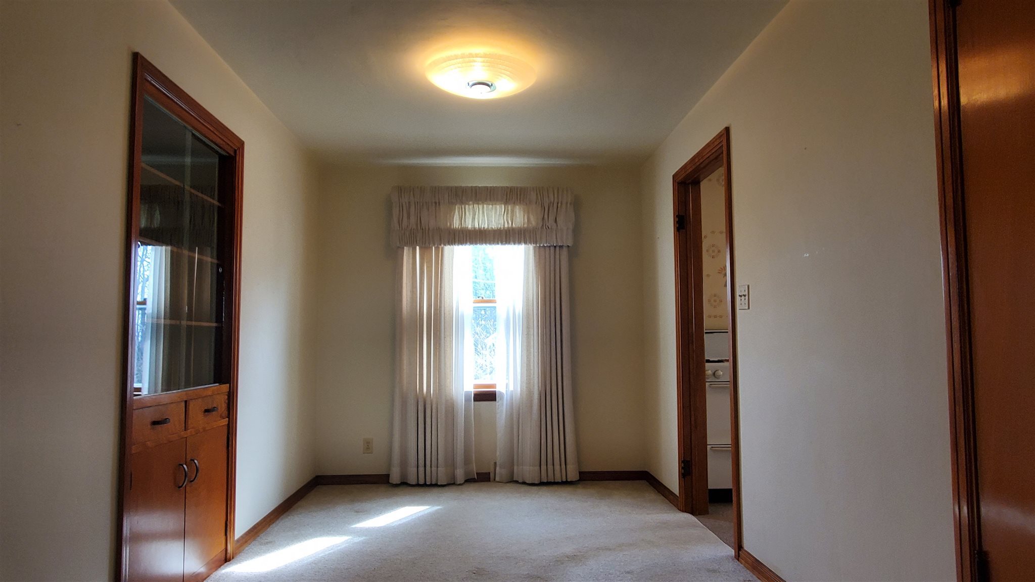8121 Trentman Road Fort Wayne, IN 46816 - Photo 9 of 30