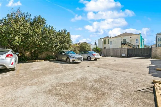 $420,000 | 1129 Jackson Avenue, Unit 6, New Orleans, LA 70130