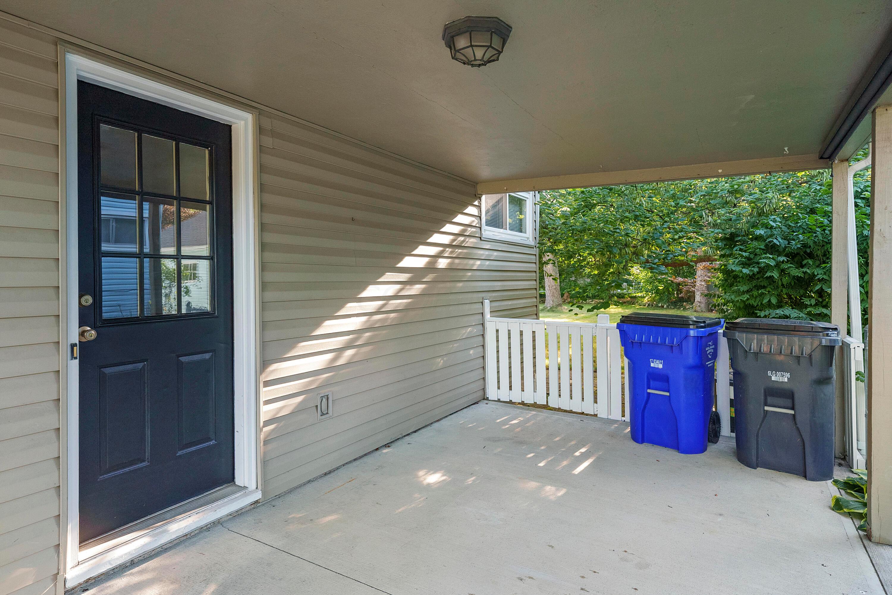 3321 Redding Road Columbus, OH 43221 - Photo 28 of 35 DSC05522