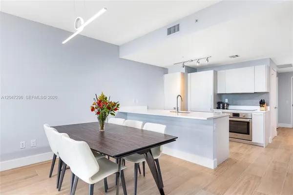 $4,850 | 501 Northeast 31st Street, Unit 1710, Miami, FL 33137