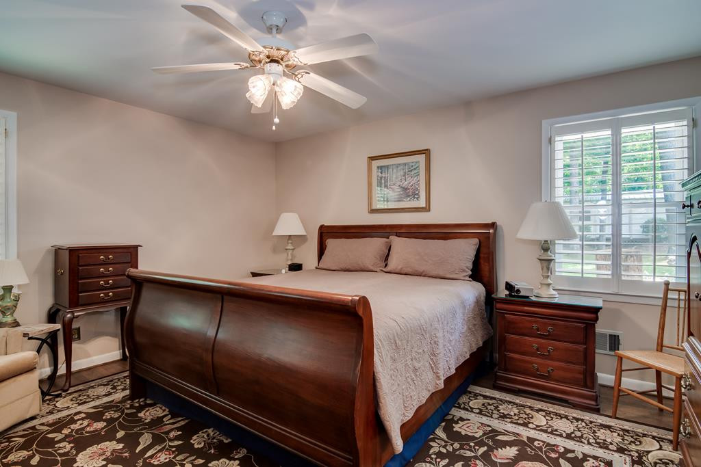 3106 Sussex Road Augusta, GA 30909 - Photo 19 of 30 Owner Bedroom