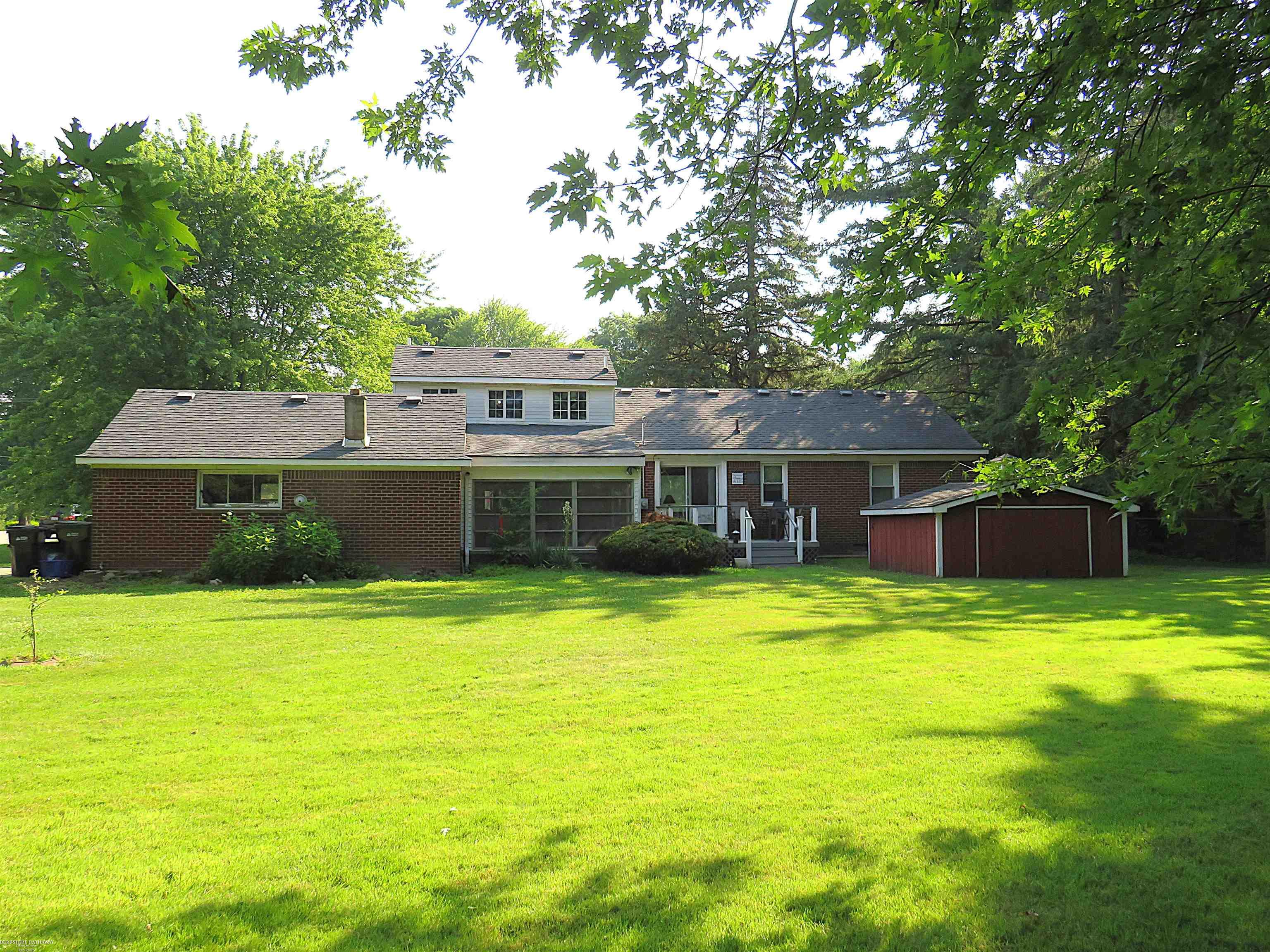 42501 Utica Road Sterling Heights, MI 48314 - Photo 3 of 17