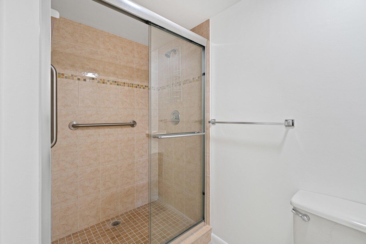6121 Balboa Circle, Unit 303 Boca Raton, FL 33433 - Photo 13 of 25 022-6121BalboaCircle-BocaRaton-FL-33433-