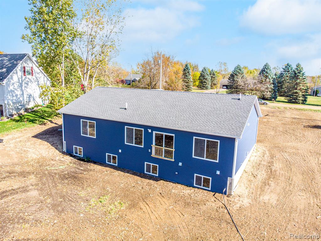 15390 Bird Road Linden, MI 48451 - Photo 2 of 18