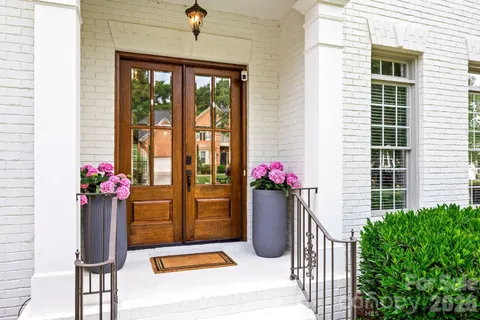 $1,200,000 | 7330 Santorini Lane, Charlotte, NC 28277