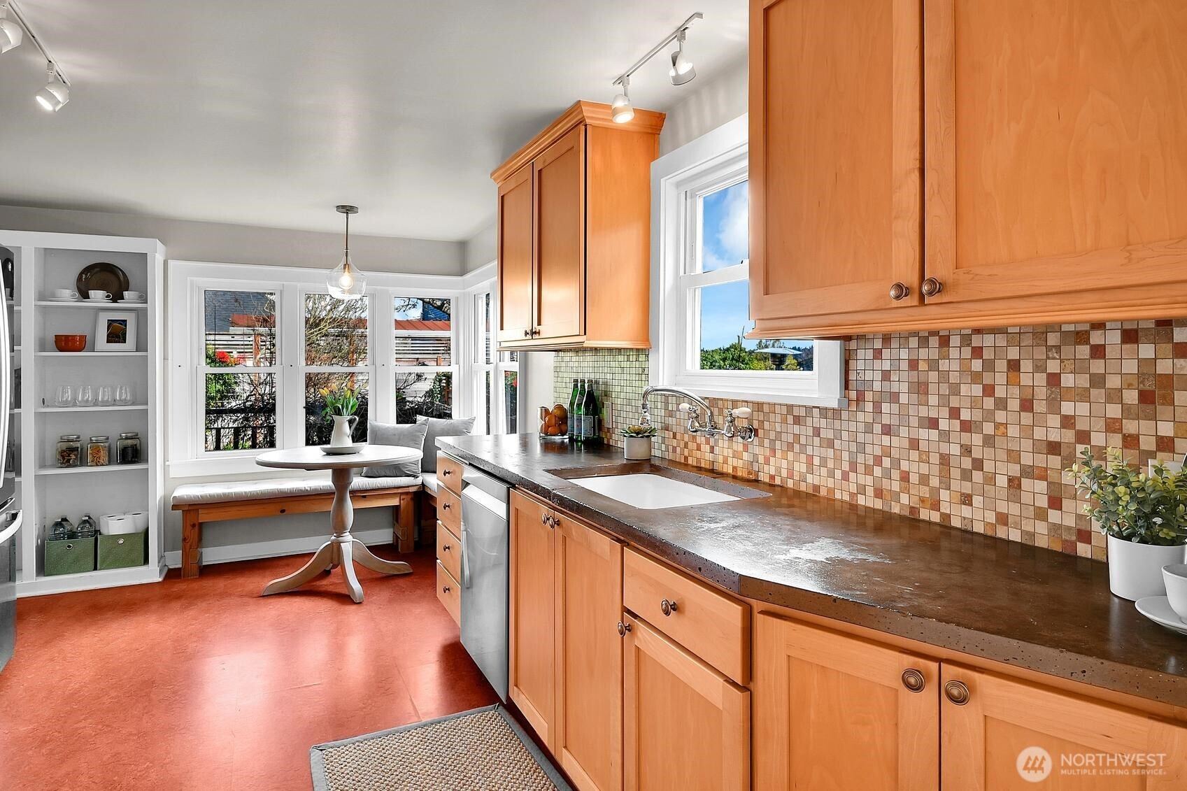 608 North 64th Street Seattle, WA 98103 - Photo 8 of 32 Gallery Image 8