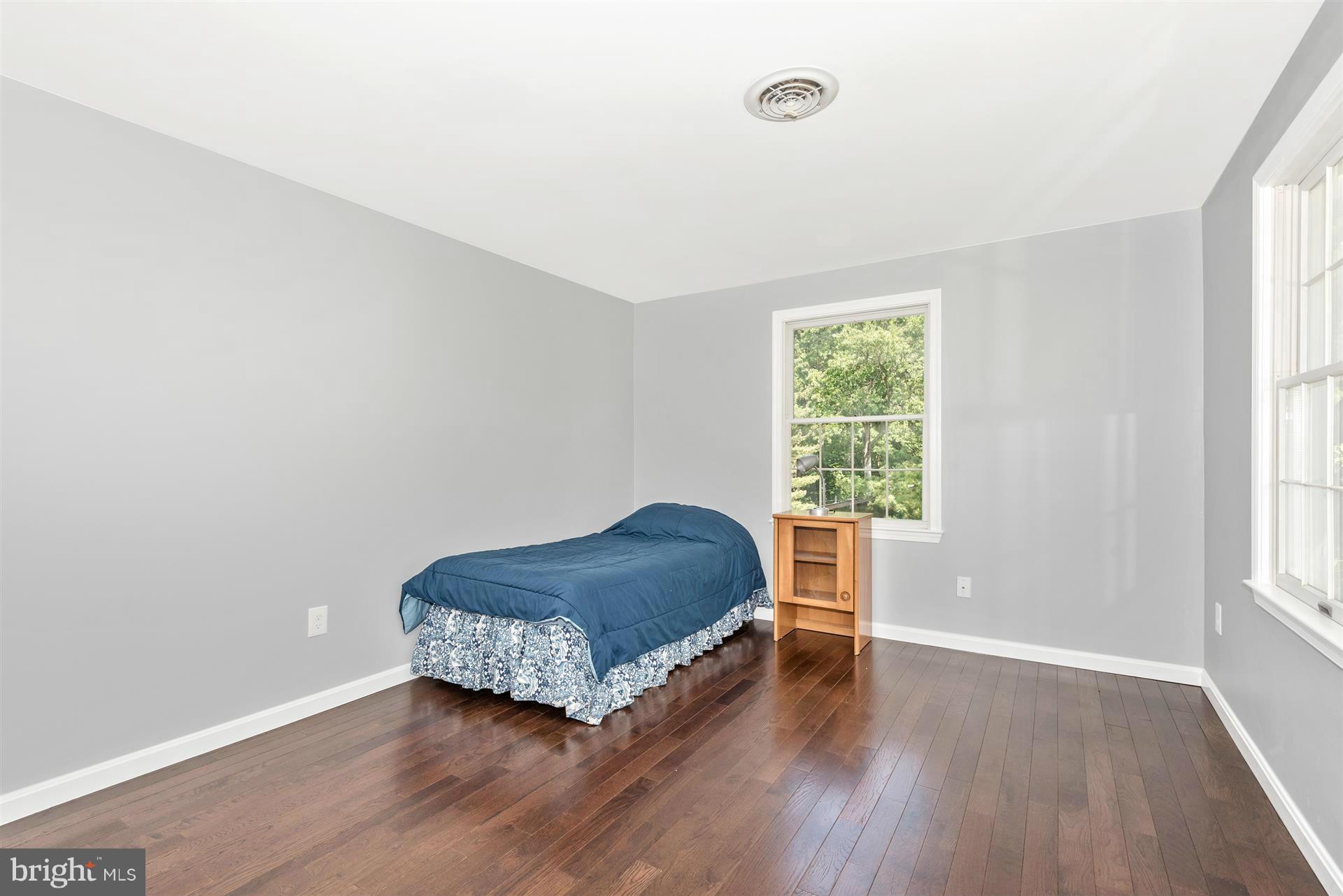 1626 Maydale Drive Silver Spring, MD 20905 - Photo 16 of 26 Bedroom 3