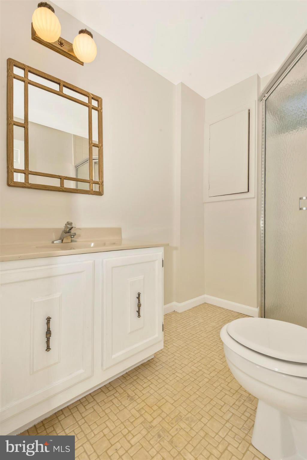 1626 Maydale Drive Silver Spring, MD 20905 - Photo 23 of 26 Bath