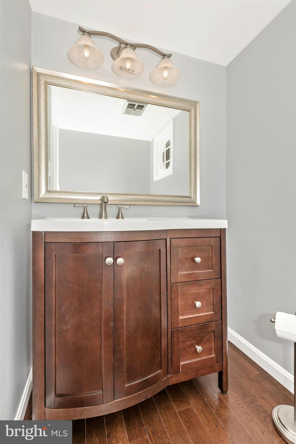 1626 Maydale Drive Silver Spring, MD 20905 - Photo 10 of 26 Powder Room