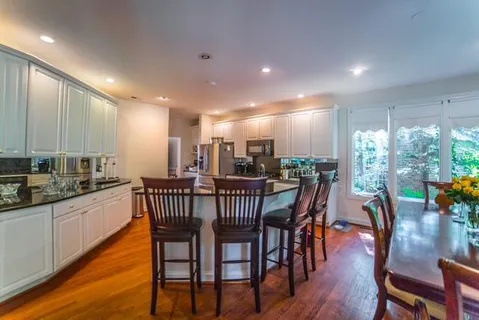 $6,900 | 1026 26th Street South, Arlington, VA 22202