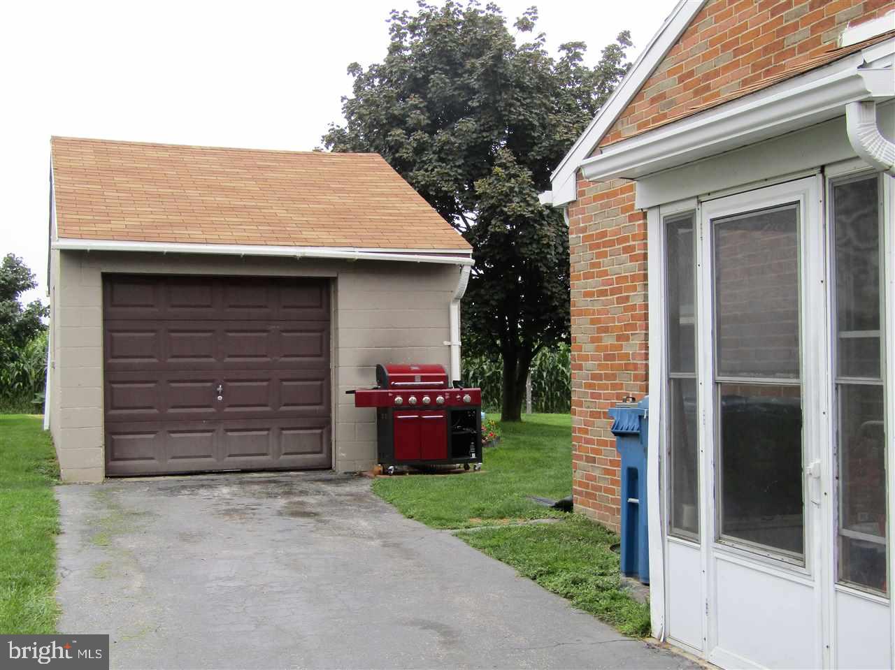 1464 Seven Valleys Road York, PA 17408 - Photo 2 of 5 Gallery Image 2
