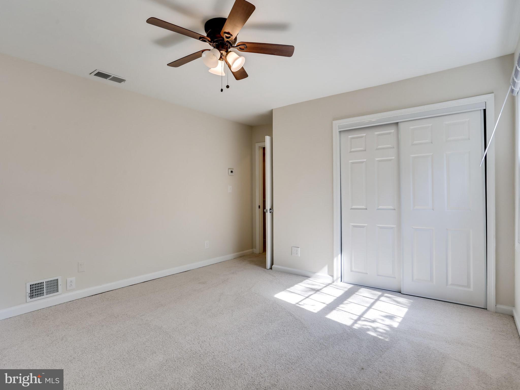8110 Colony Point Road, Unit 215 Springfield, VA 22152 - Photo 19 of 27 Bedroom