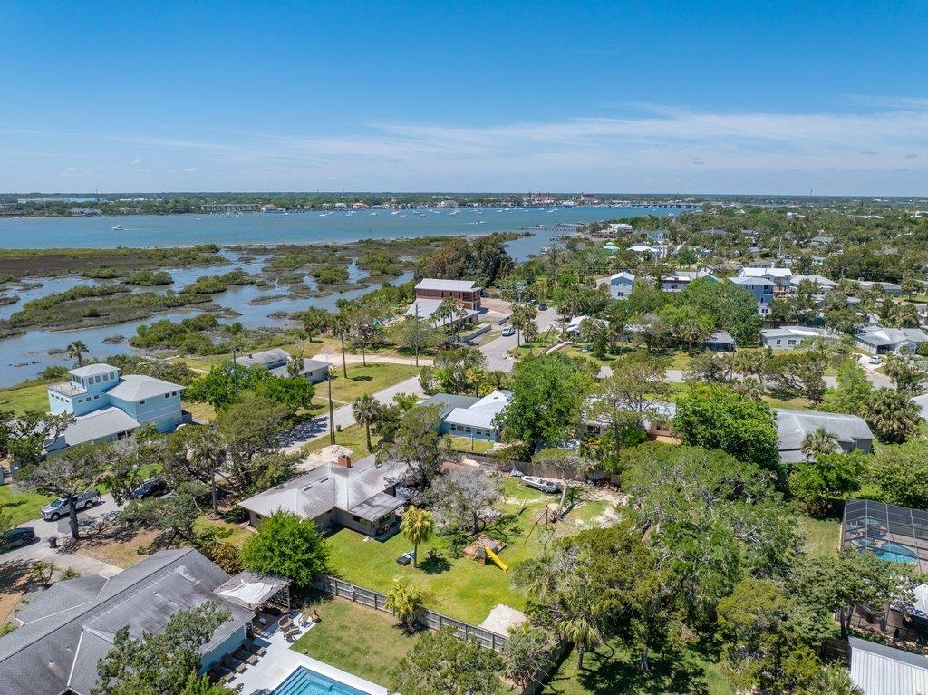 204 Coquina Avenue St. Augustine, FL 32080 - Photo 8 of 14 a view of a city