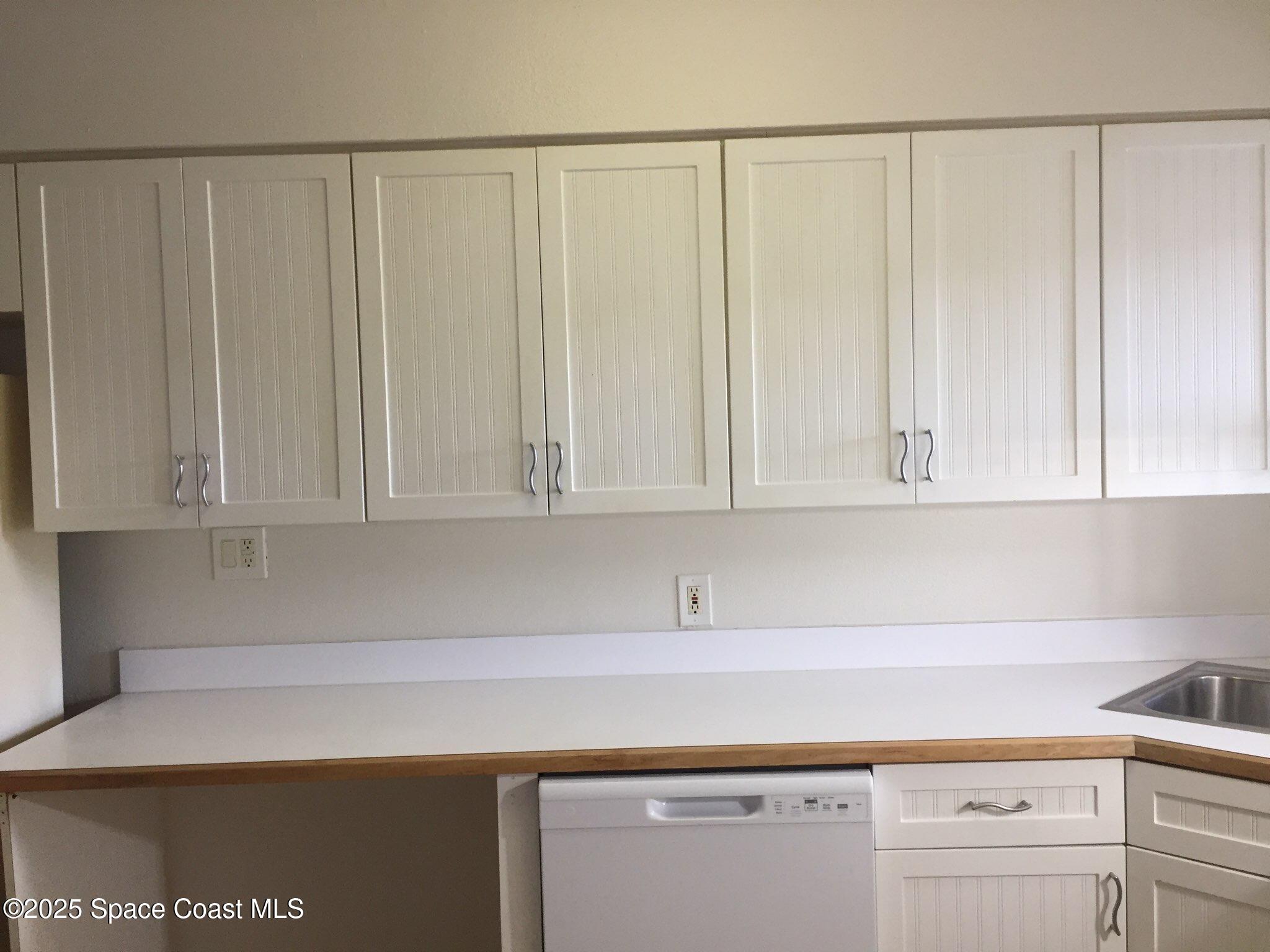 307 Adams Avenue, Unit 14 Cape Canaveral, FL 32920 - Photo 7 of 9