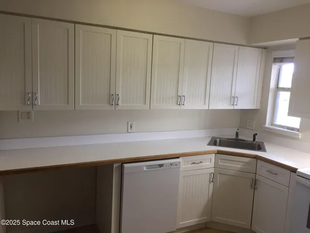 $1,100 | 307 Adams Avenue, Unit 14, Cape Canaveral, FL 32920