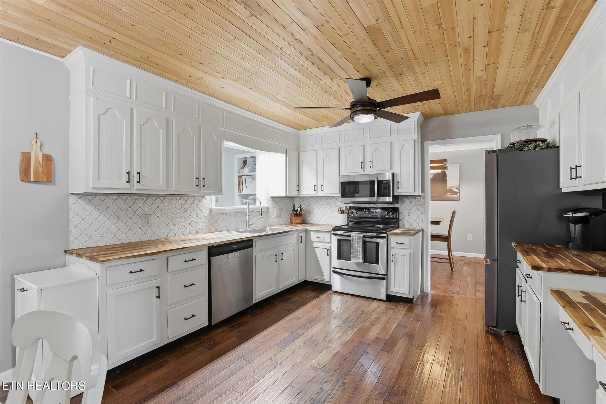 7940 Castlecomb Road Powell, TN 37849 - Photo 9 of 36 Gallery Image 9