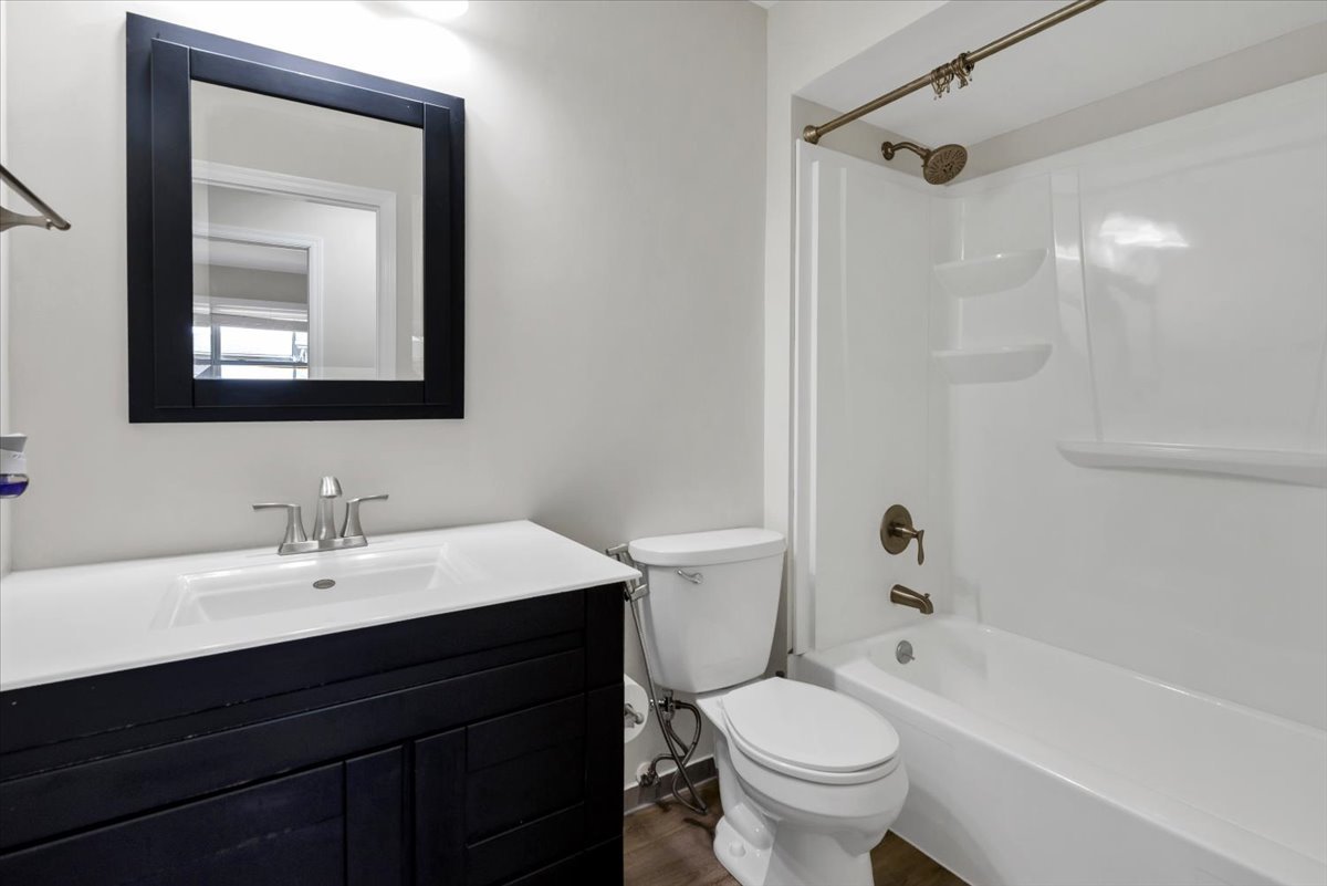 1820 Claremont Road Hoffman Estates, IL 60169 - Photo 19 of 33