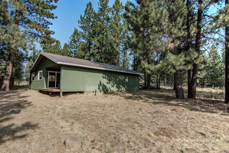 59632 Mohawk Circle Bend, OR 97702 - Photo 24 of 25 Rear of home