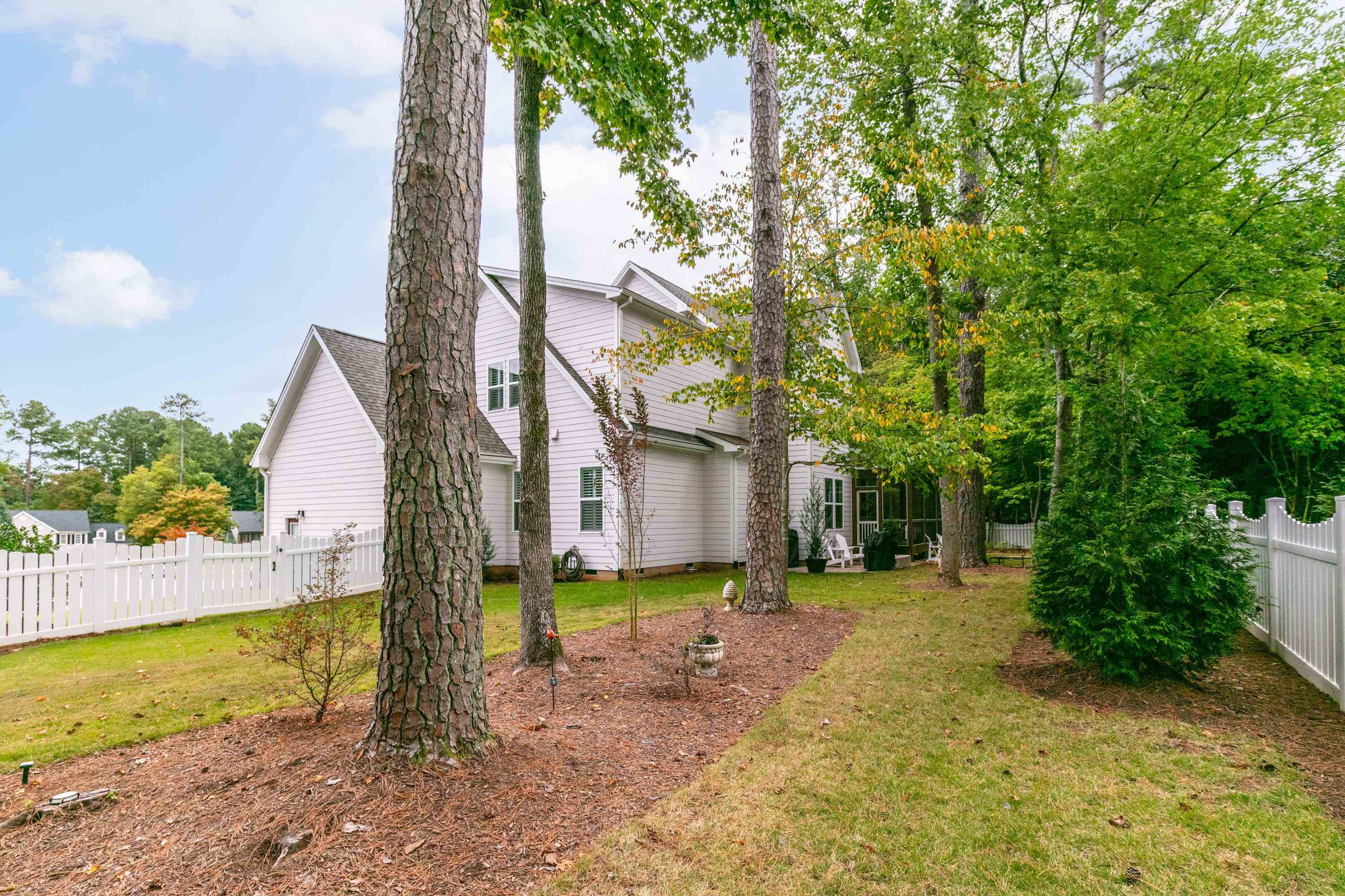 8017 Shree Court Raleigh, NC 27613 - Photo 25 of 30 Photo 25
