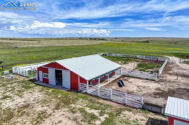 a view of a porch with a garage