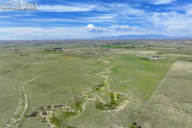 a picture of a bathroom with a sink