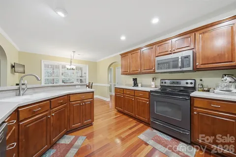 $619,900 | 3422 North Bay Drive, Granite Falls, NC 28630