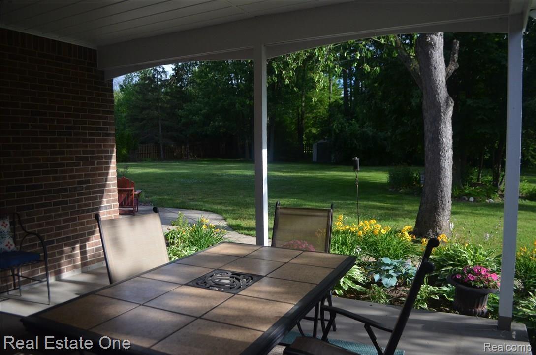 29230 Utley Road Farmington, MI 48334 - Photo 27 of 31 View from covered patio