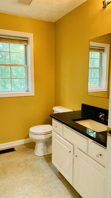 14 Red Gate Road Tyngsborough, MA 01879 - Photo 12 of 32 Gallery Image 12