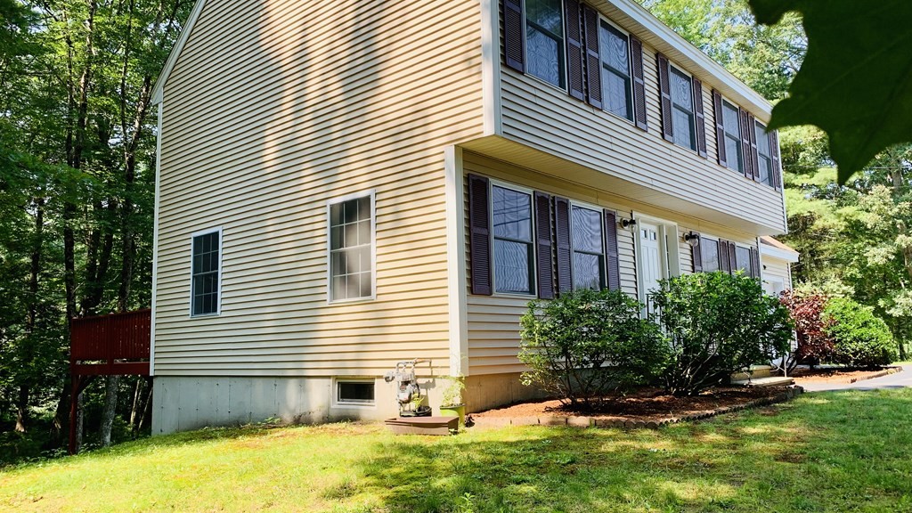 14 Red Gate Road Tyngsborough, MA 01879 - Photo 5 of 32 Gallery Image 5