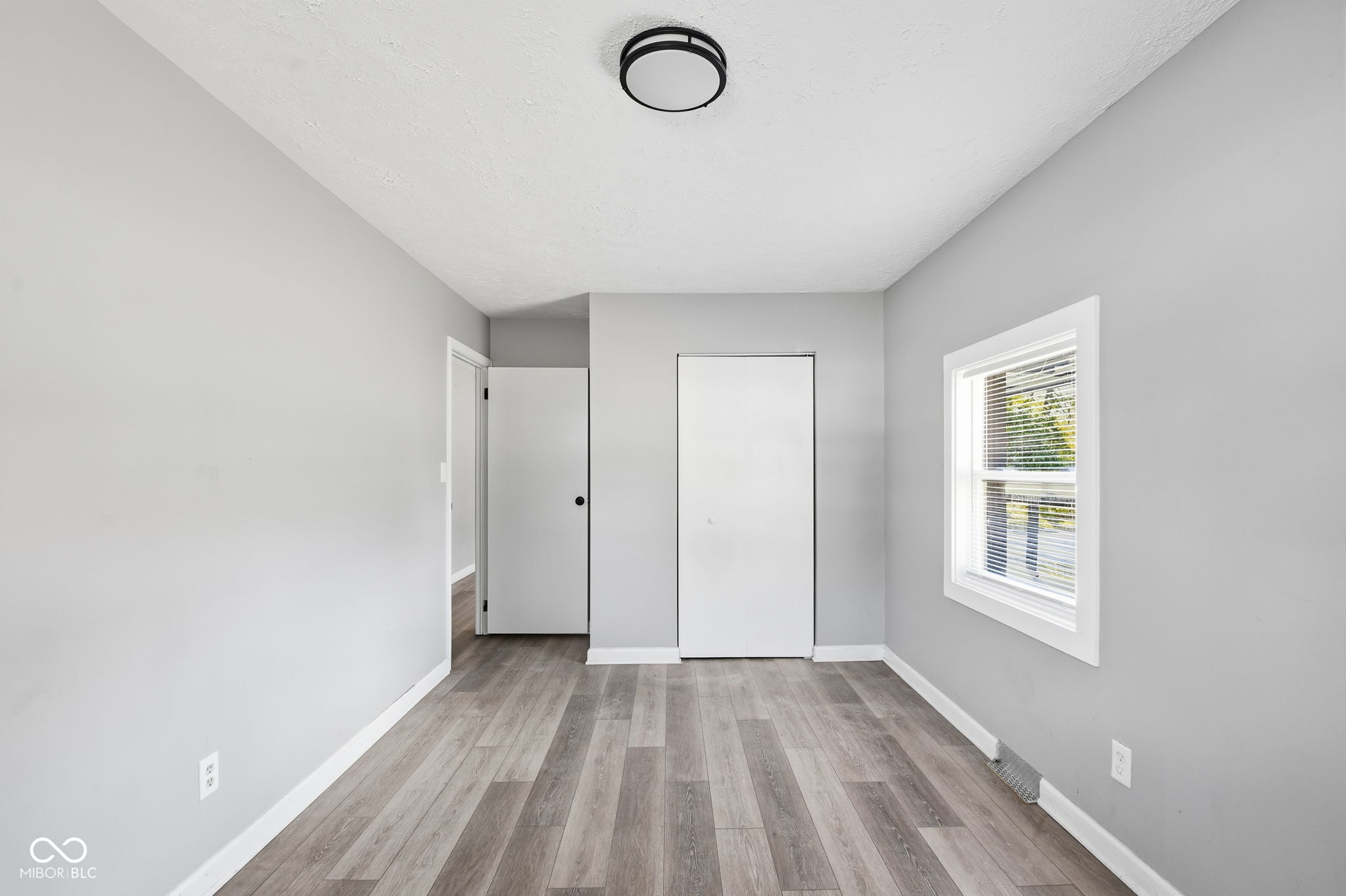 263 North Raceway Road Indianapolis, IN 46234 - Photo 13 of 25