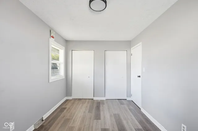 $220,000 | 263 North Raceway Road, Indianapolis, IN 46234