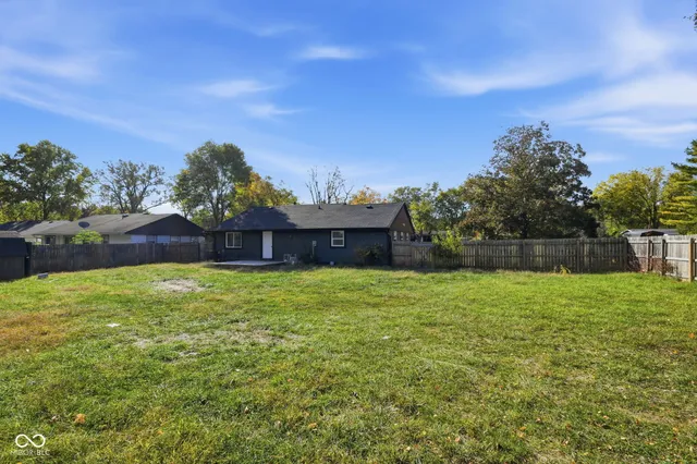 $220,000 | 263 North Raceway Road, Indianapolis, IN 46234