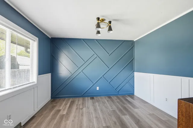 $220,000 | 263 North Raceway Road, Indianapolis, IN 46234