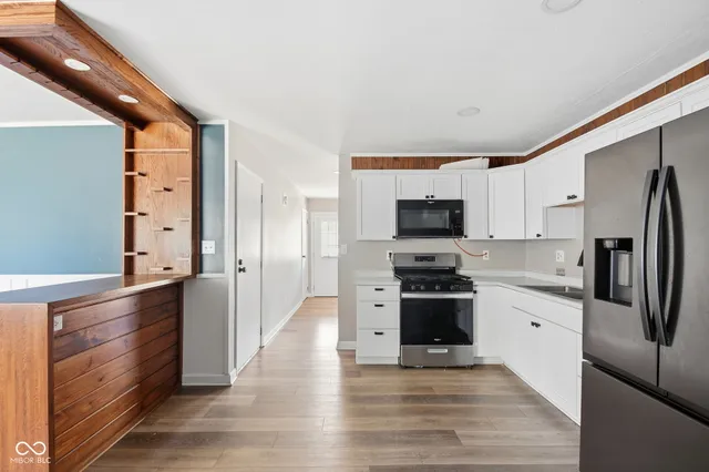 $220,000 | 263 North Raceway Road, Indianapolis, IN 46234