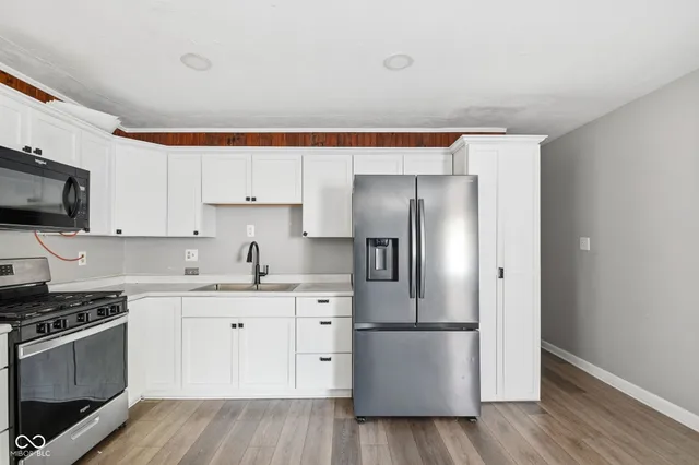 $220,000 | 263 North Raceway Road, Indianapolis, IN 46234