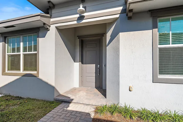 a view of house with outdoor space