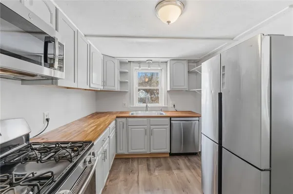 $469,900 | 16 Spring Street, Westerly, RI 02891