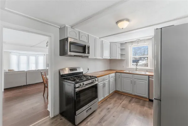 $469,900 | 16 Spring Street, Westerly, RI 02891
