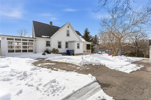 $469,900 | 16 Spring Street, Westerly, RI 02891
