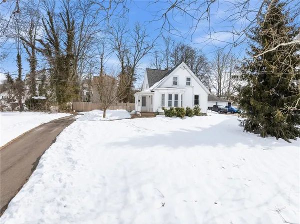 $469,900 | 16 Spring Street, Westerly, RI 02891