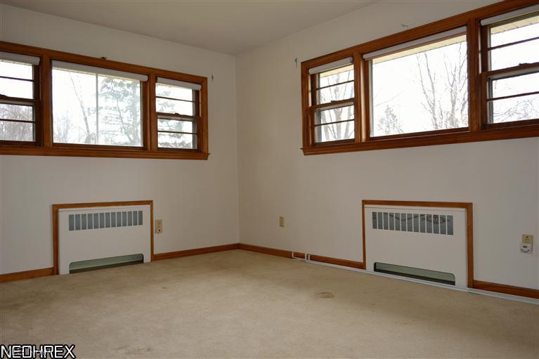 2223 North Hubbard Road Hubbard, OH 44425 - Photo 14 of 16 HI windows offer gorgeous views and easy furniture placement.