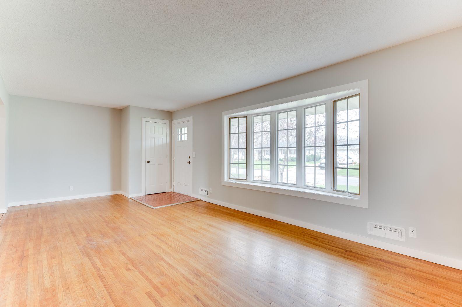 11039 Terrace Road Northeast Blaine, MN 55434 - Photo 5 of 48