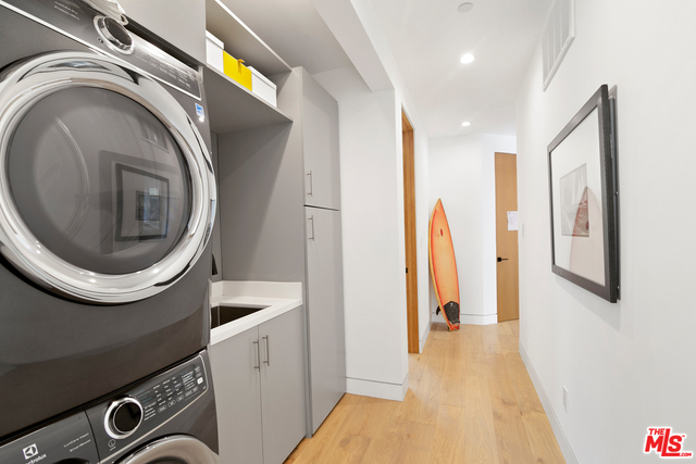 126 Thornton Place Venice, CA 90291 - Photo 24 of 28