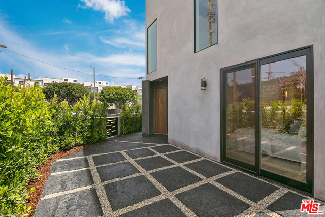 126 Thornton Place Venice, CA 90291 - Photo 25 of 28